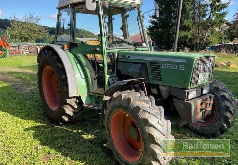 Traktor типа Fendt Gebr. 260 Allradschlepper, Gebrauchtmaschine в Salem-Neufrach (Фотография 4)