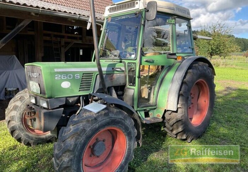 Traktor типа Fendt Gebr. 260 Allradschlepper, Gebrauchtmaschine в Salem-Neufrach (Фотография 1)