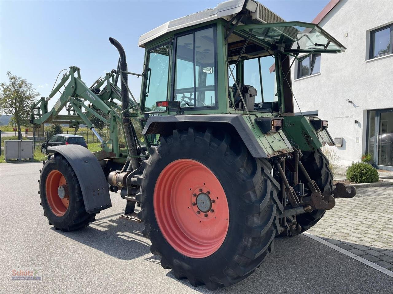 Traktor des Typs Fendt Geräteträger 395 GTA, Gebrauchtmaschine in Schierling (Bild 3)