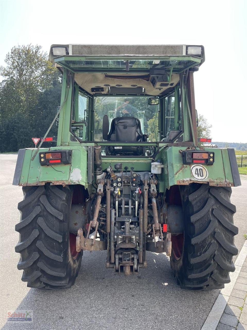 Traktor des Typs Fendt Geräteträger 395 GTA, Gebrauchtmaschine in Schierling (Bild 4)
