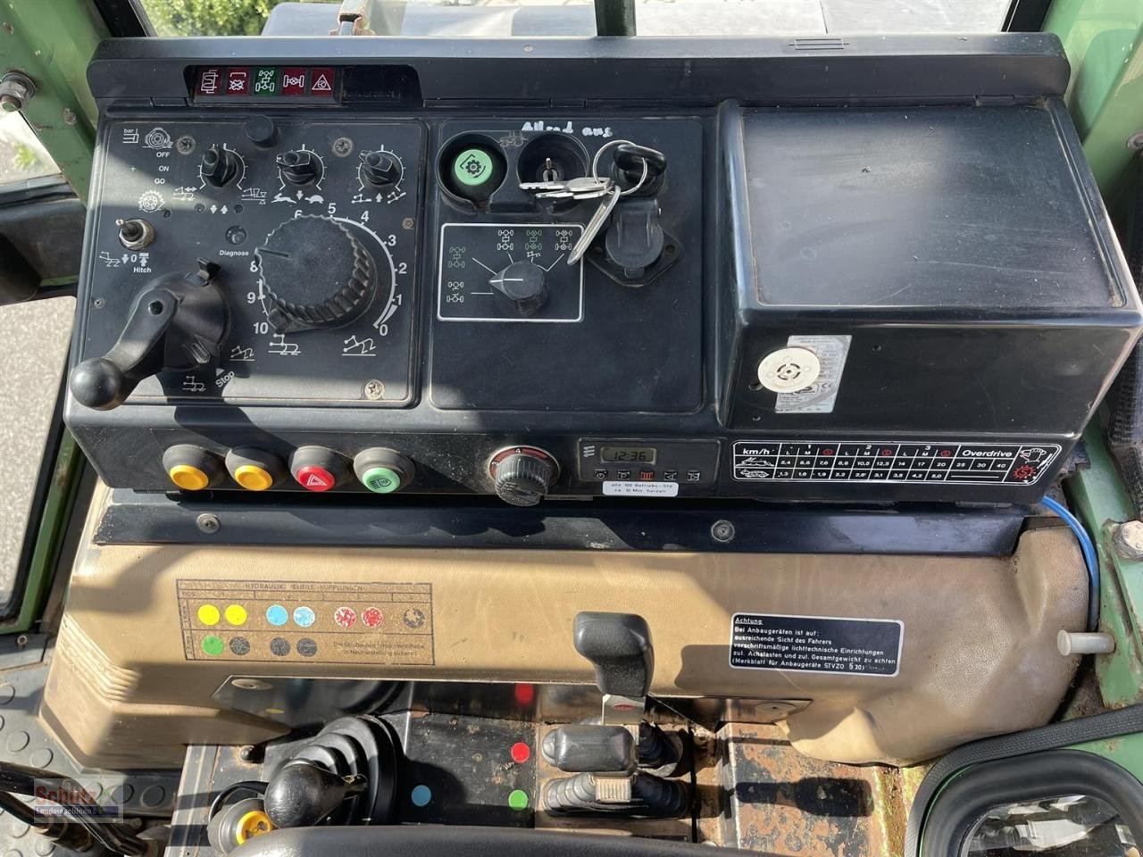 Traktor typu Fendt Geräteträger 395 GTA, Gebrauchtmaschine w Schierling (Zdjęcie 14)