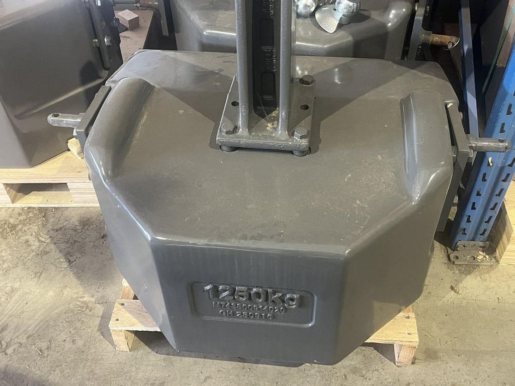 Traktor του τύπου Fendt gewichten blok, Gebrauchtmaschine σε Hapert (Φωτογραφία 8)