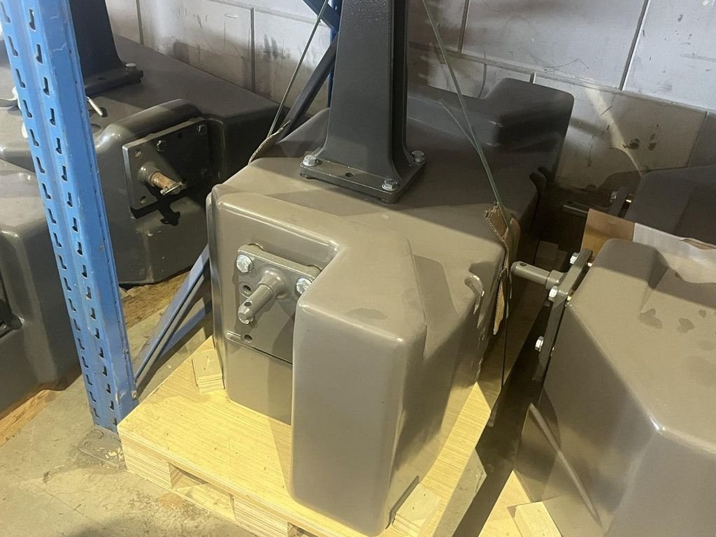 Traktor του τύπου Fendt gewichten blok, Gebrauchtmaschine σε Hapert (Φωτογραφία 7)