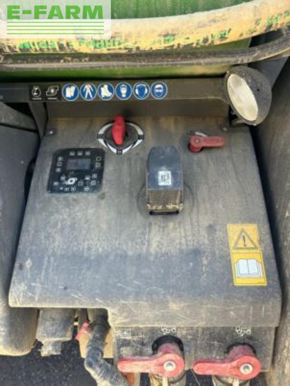 Traktor от тип Fendt rogator 645, Gebrauchtmaschine в MONFERRAN (Снимка 5)