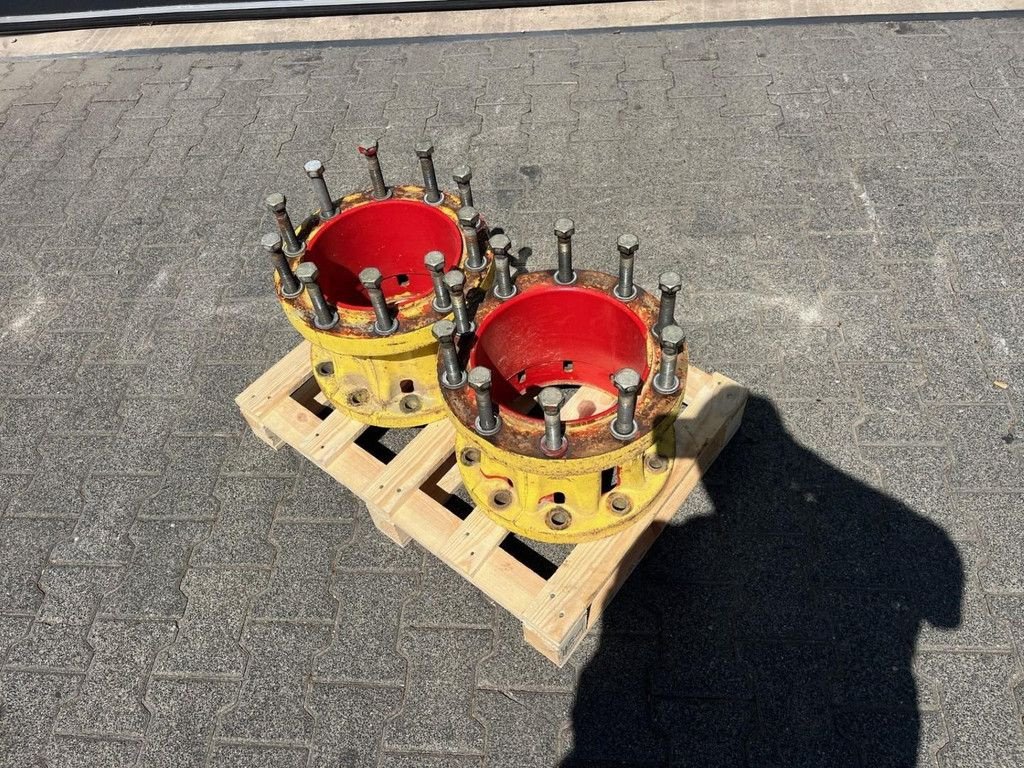 Traktor des Typs Fendt spoor verbreders, Gebrauchtmaschine in Hapert (Bild 2)