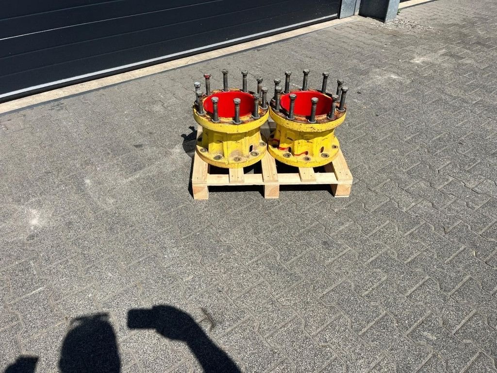 Traktor des Typs Fendt spoor verbreders, Gebrauchtmaschine in Hapert (Bild 3)