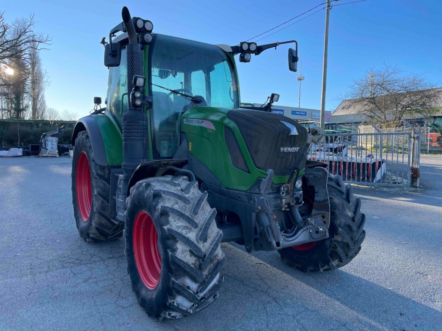 Traktor a típus Fendt Tracteur agricole 310 power Fendt, Gebrauchtmaschine ekkor: LA SOUTERRAINE (Kép 2)
