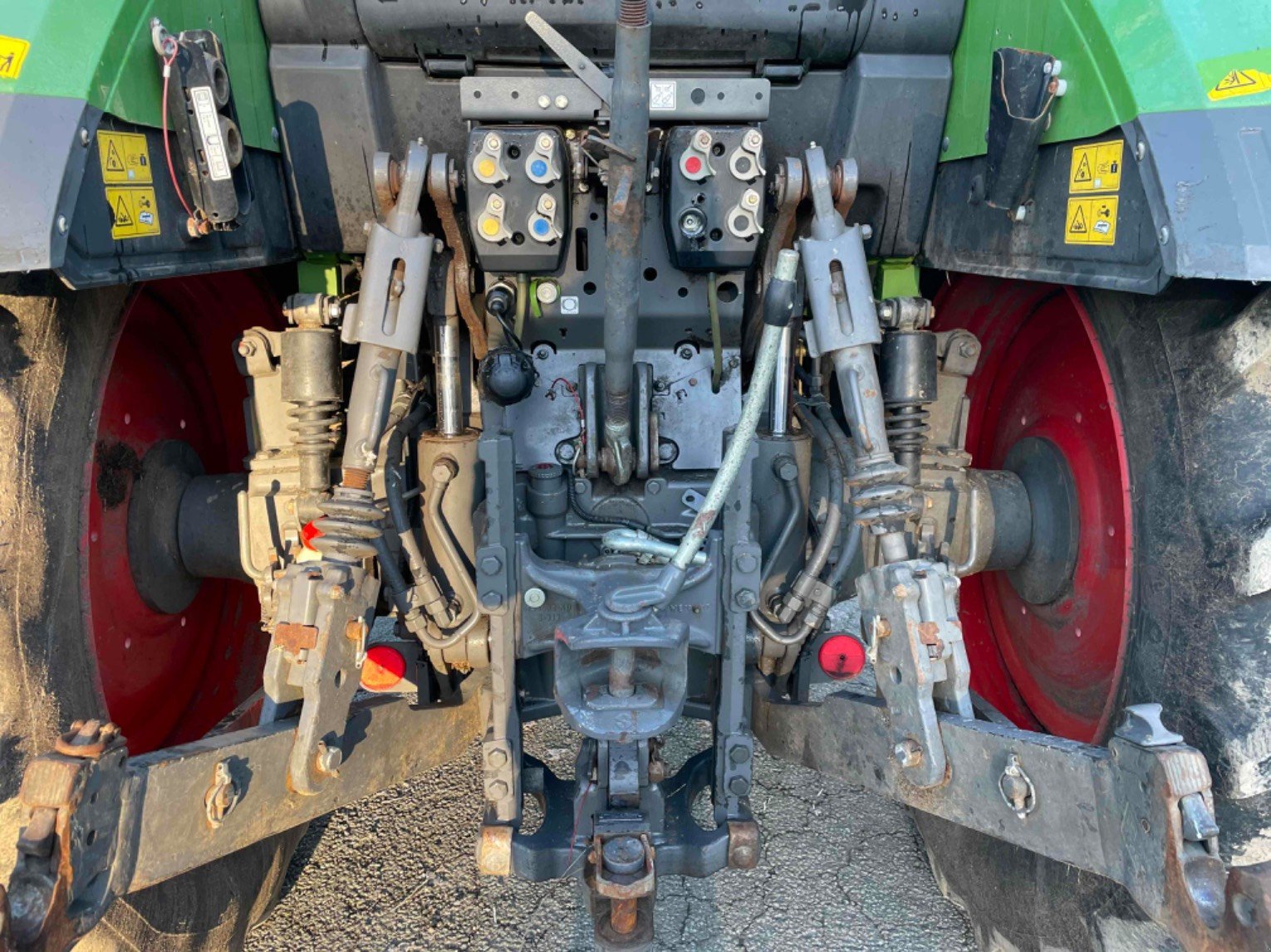 Traktor a típus Fendt Tracteur agricole 310 power Fendt, Gebrauchtmaschine ekkor: LA SOUTERRAINE (Kép 11)