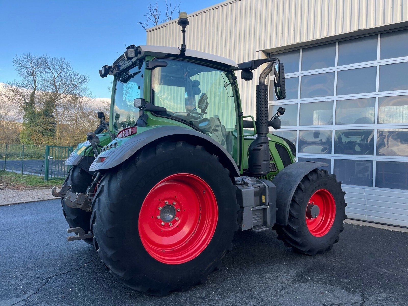 Traktor типа Fendt TRACTEUR FENDT 516, Gebrauchtmaschine в Hauteroche (Фотография 3)