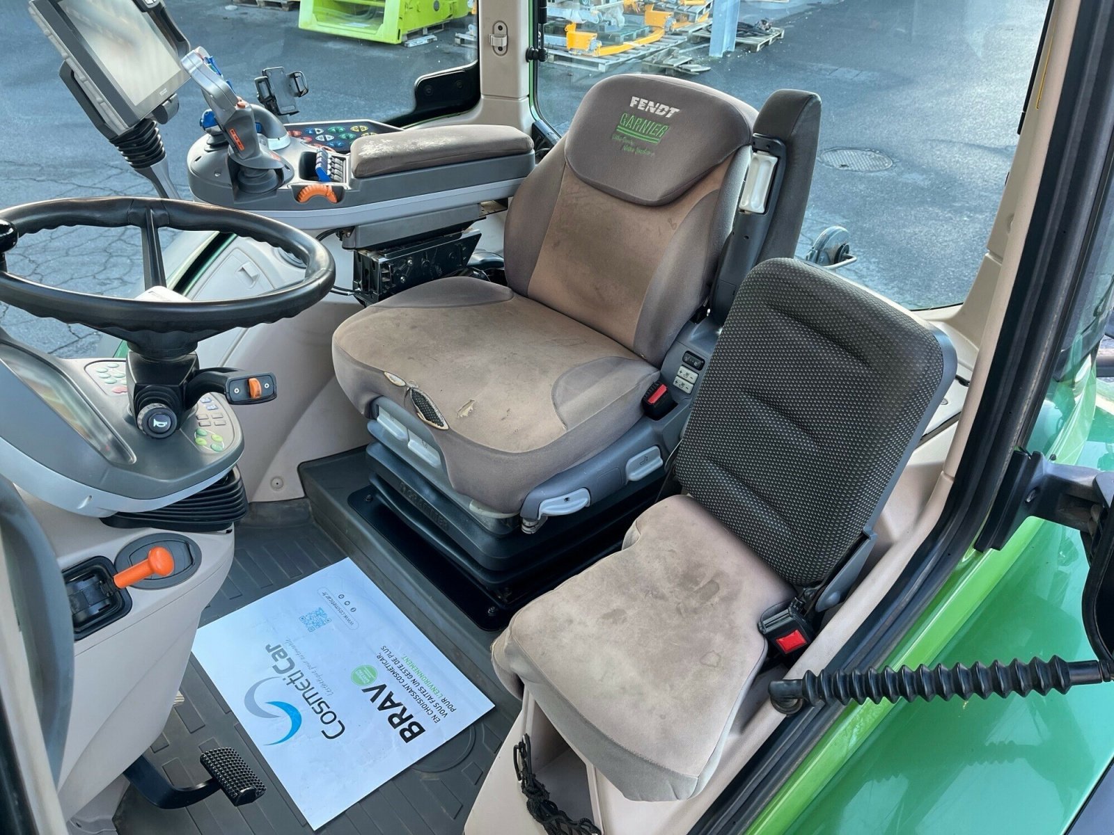 Traktor типа Fendt TRACTEUR FENDT 516, Gebrauchtmaschine в Hauteroche (Фотография 7)