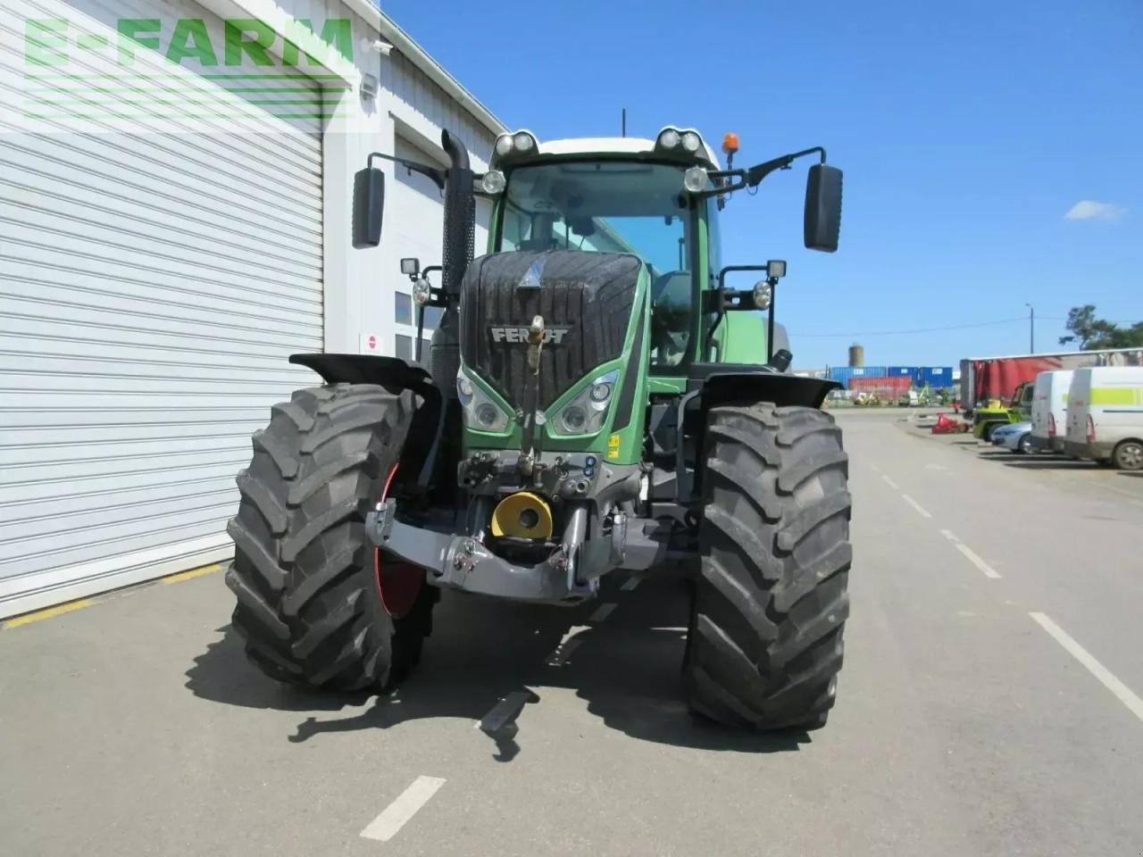Traktor des Typs Fendt tracteur fendt 828 vario, Gebrauchtmaschine in PLOUIGNEAU (Bild 2)