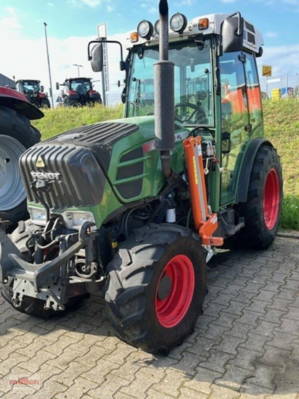 Traktor del tipo Fendt Vario 208 V, Gebrauchtmaschine In Holzhausen (Immagine 1)