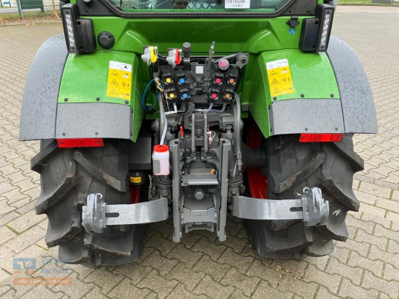 Traktor des Typs Fendt VARIO 211 F, Gebrauchtmaschine in Osterburg (Bild 6)