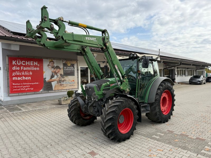 Traktor des Typs Fendt Vario 211 TMS /Unfall, Gebrauchtmaschine in Neureichenau