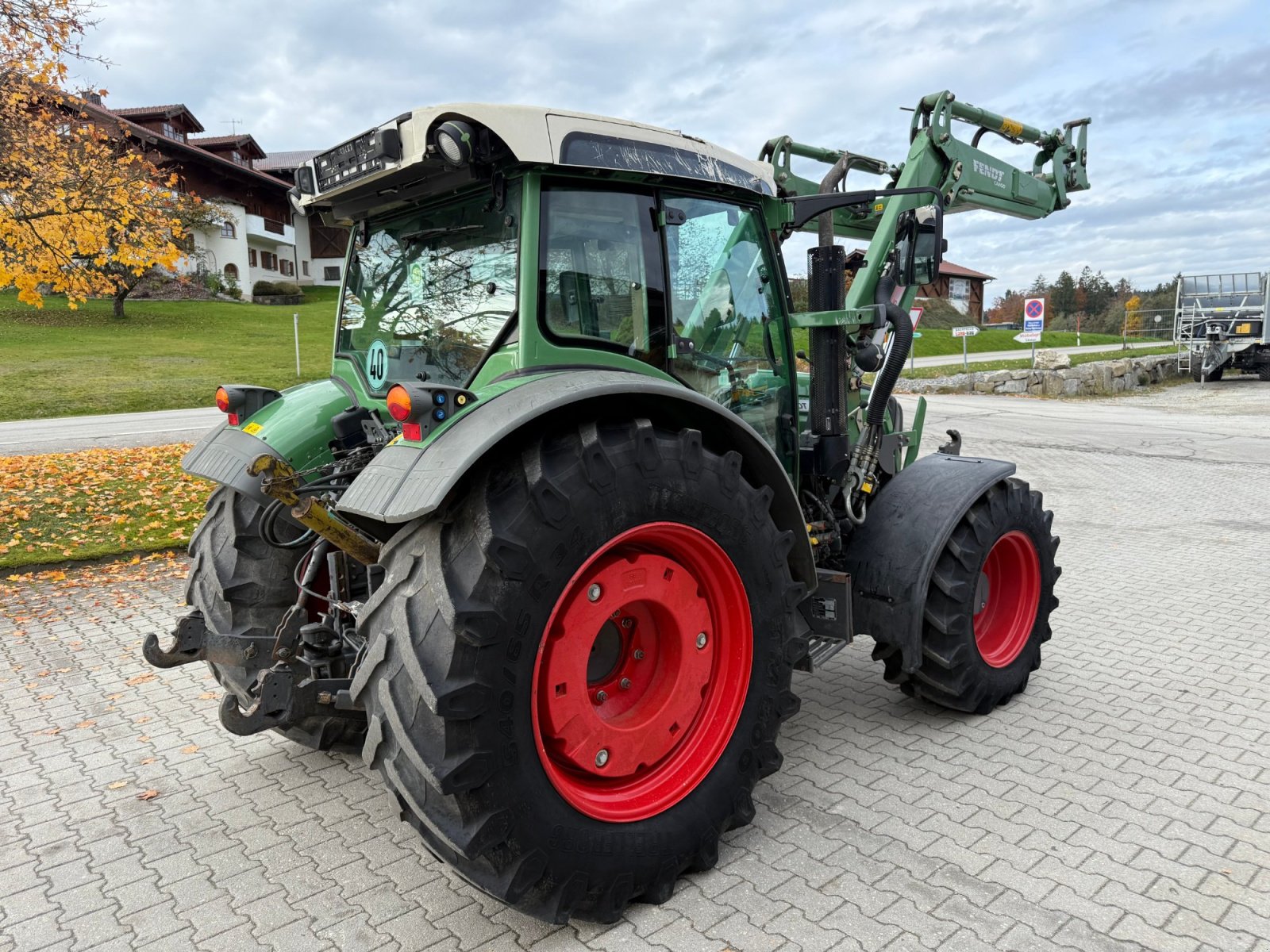 Traktor от тип Fendt Vario 211 TMS /Unfall, Gebrauchtmaschine в Neureichenau (Снимка 5)