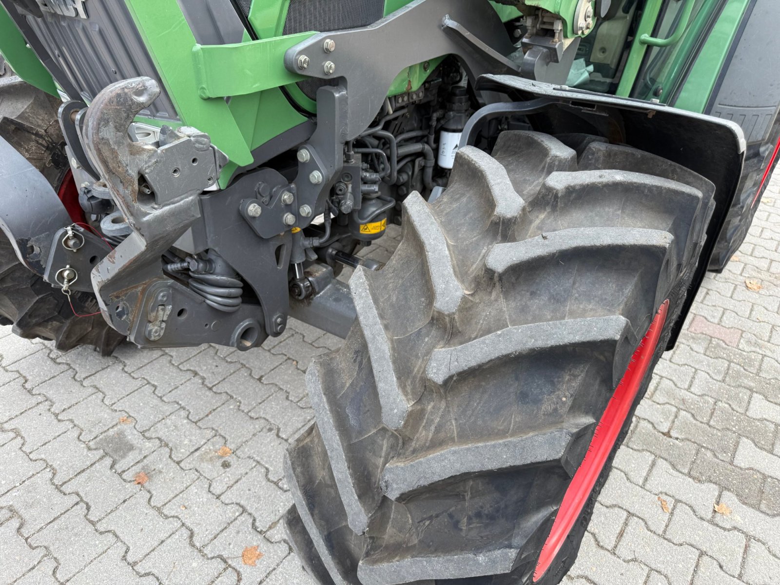Traktor от тип Fendt Vario 211 TMS /Unfall, Gebrauchtmaschine в Neureichenau (Снимка 9)