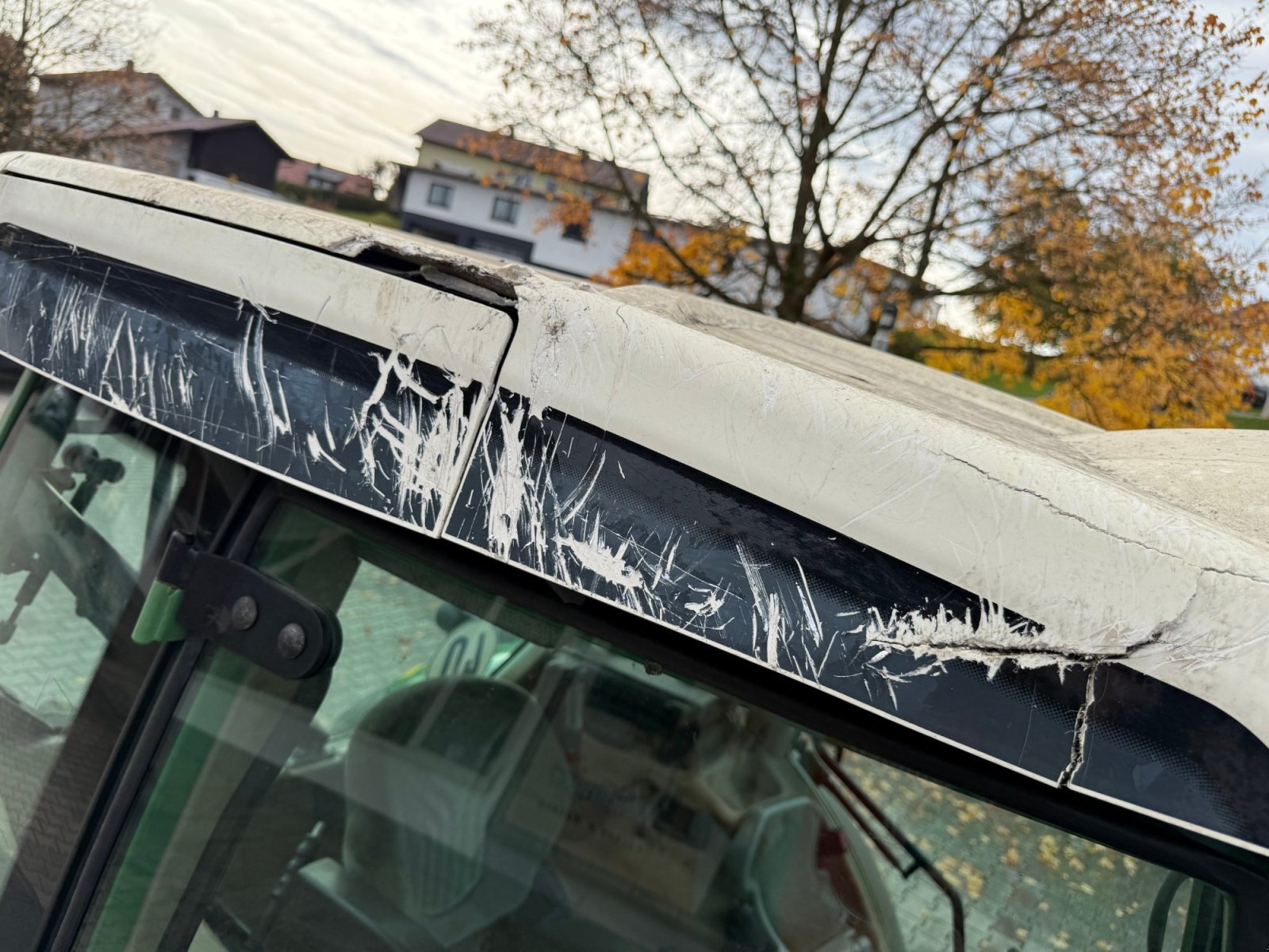 Traktor от тип Fendt Vario 211 TMS /Unfall, Gebrauchtmaschine в Neureichenau (Снимка 12)