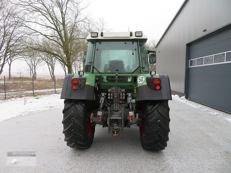 Traktor of the type Fendt Vario 411 TMS, FKH+FZW+FL, Gebrauchtmaschine in Meppen (Picture 4)