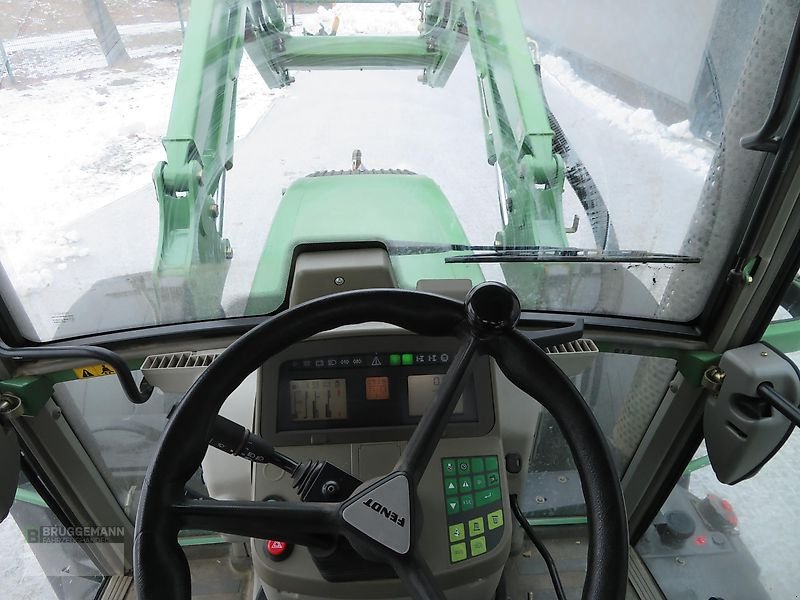 Traktor of the type Fendt Vario 411 TMS, FKH+FZW+FL, Gebrauchtmaschine in Meppen (Picture 17)