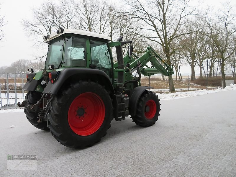 Traktor of the type Fendt Vario 411 TMS, FKH+FZW+FL, Gebrauchtmaschine in Meppen (Picture 5)