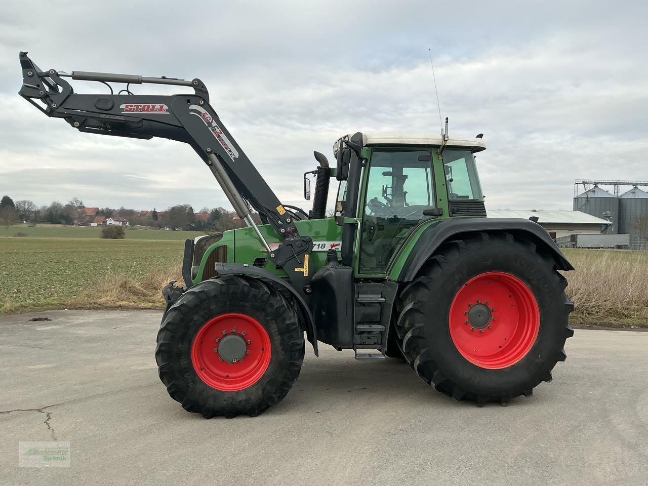Traktor типа Fendt Vario 718 Com.3, Gebrauchtmaschine в Coppenbruegge (Фотография 2)