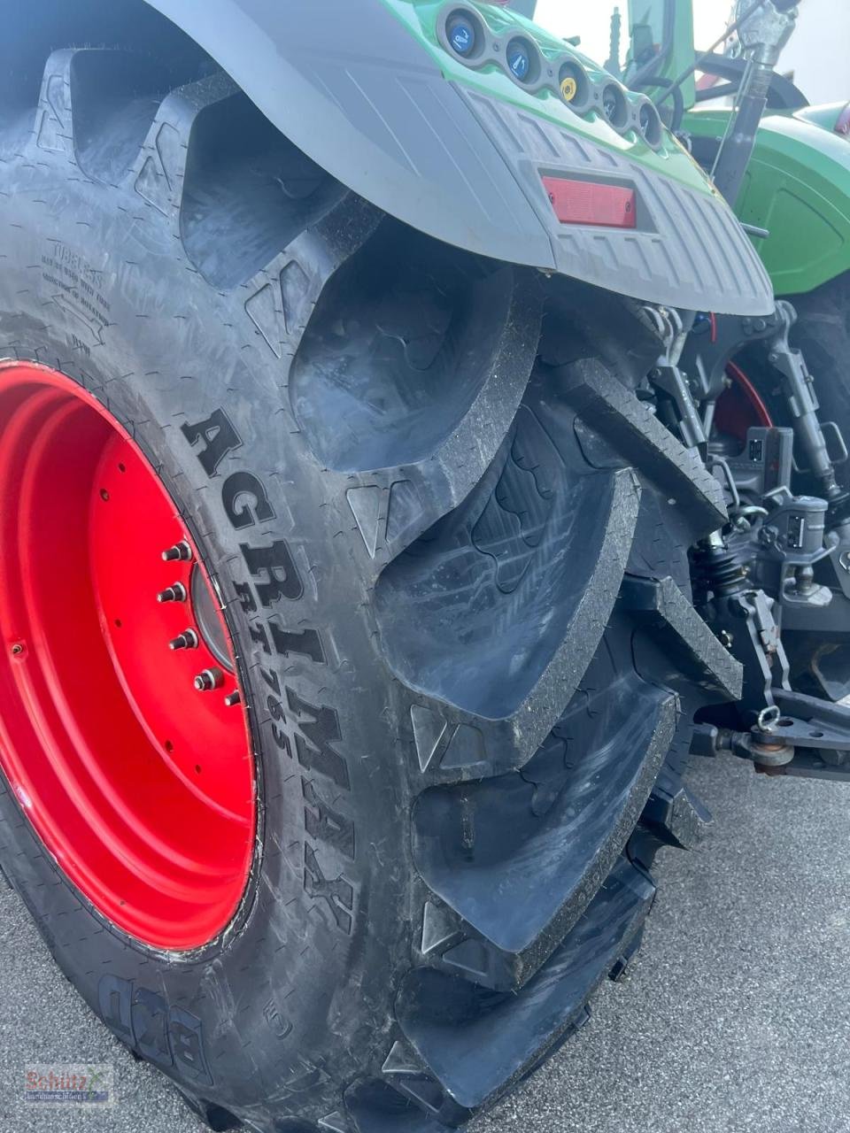 Traktor типа Fendt Vario 720 Profi Plus S4, FZW, FKH, GPS, 4800 Bh, neue Hinterreifen, FINANZIERUNG MÖGLICH, Gebrauchtmaschine в Schierling (Фотография 8)