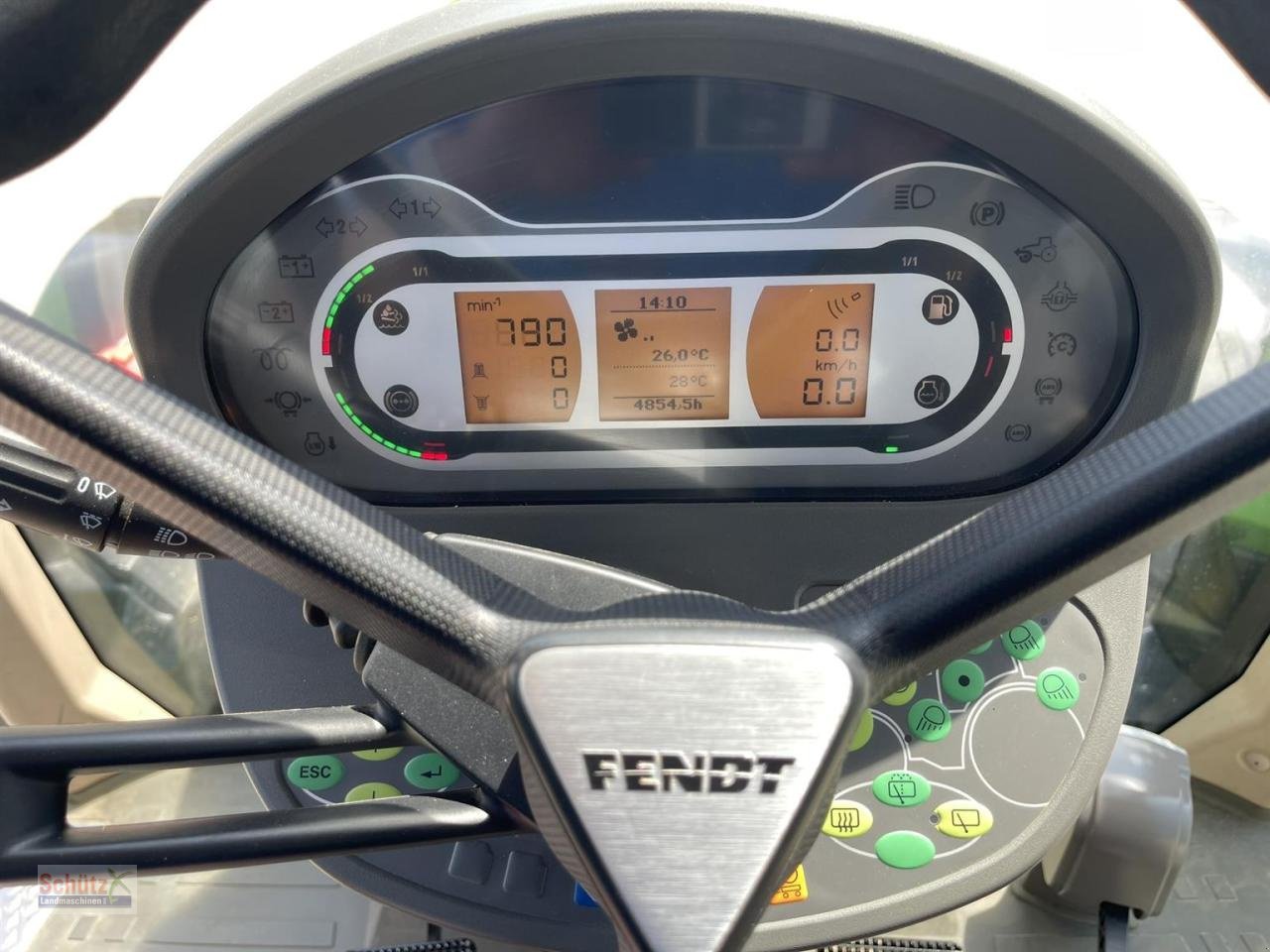 Traktor типа Fendt Vario 720 Profi Plus S4, FZW, FKH, GPS, 4800 Bh, neue Hinterreifen, FINANZIERUNG MÖGLICH, Gebrauchtmaschine в Schierling (Фотография 14)