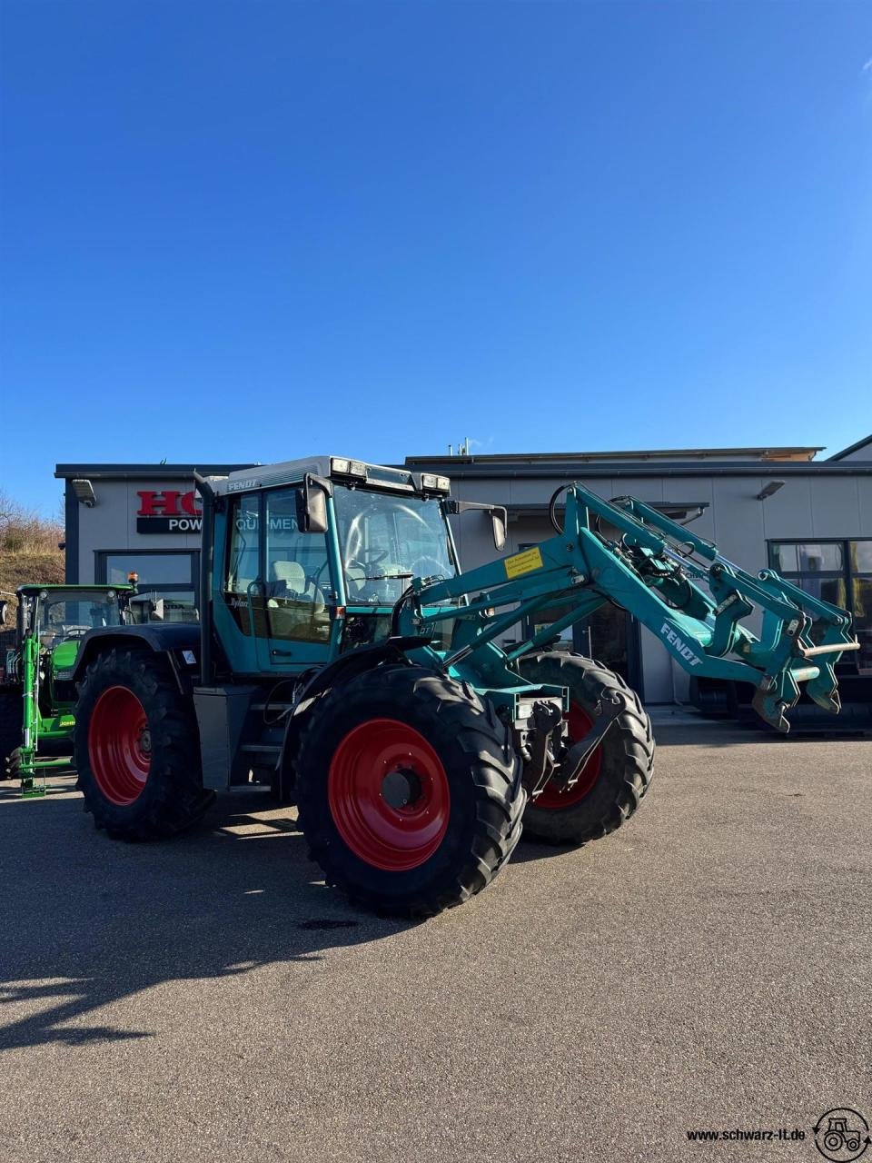 Traktor des Typs Fendt Xylon 520, Gebrauchtmaschine in Aspach (Bild 2)