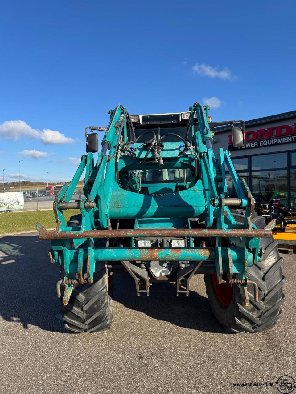 Traktor des Typs Fendt Xylon 520, Gebrauchtmaschine in Aspach (Bild 4)