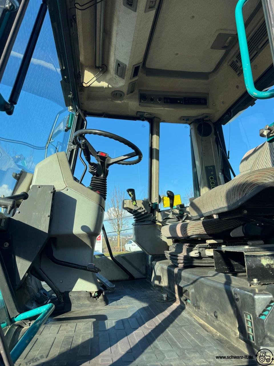 Traktor des Typs Fendt Xylon 520, Gebrauchtmaschine in Aspach (Bild 12)