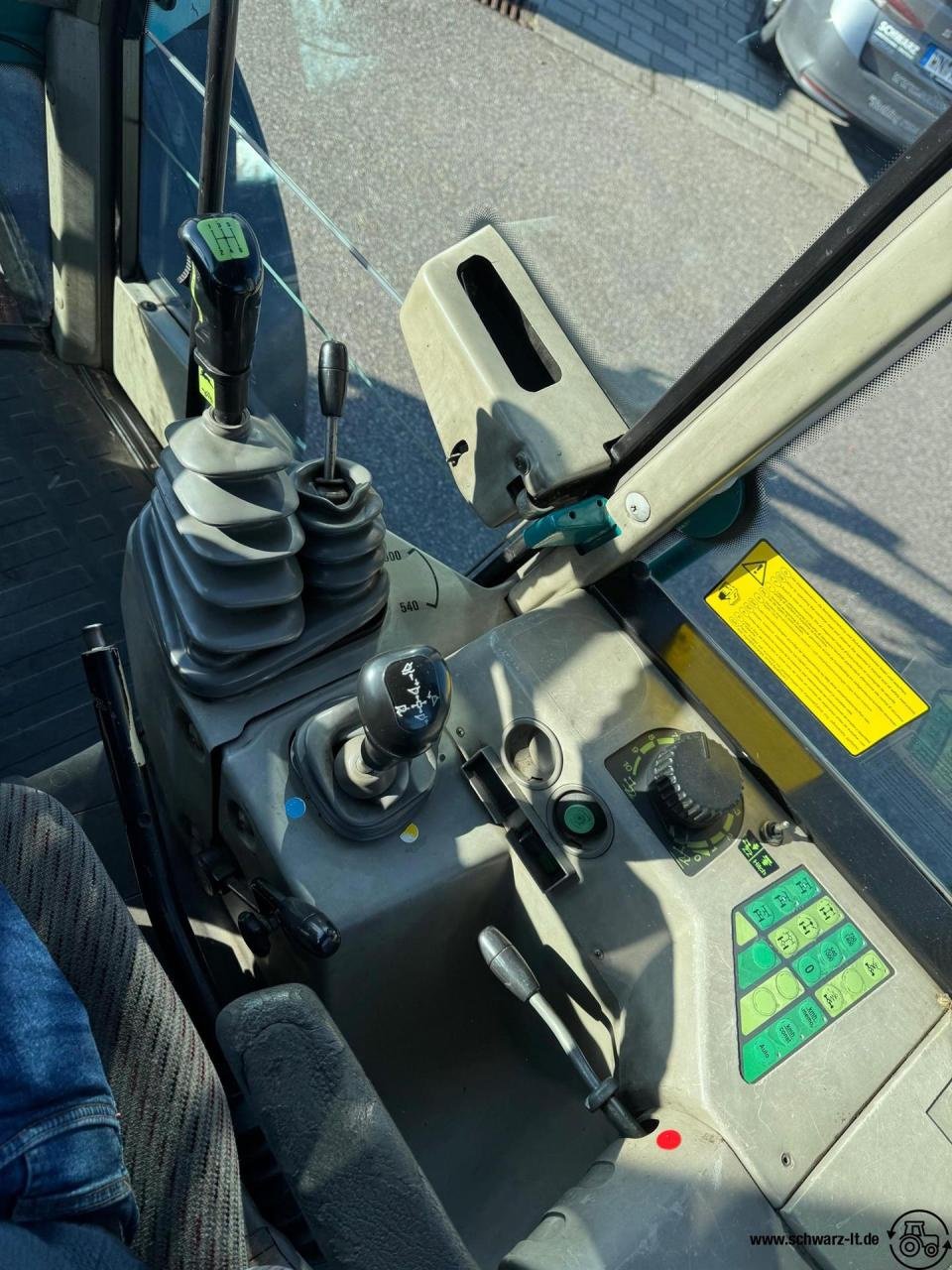 Traktor des Typs Fendt Xylon 520, Gebrauchtmaschine in Aspach (Bild 18)