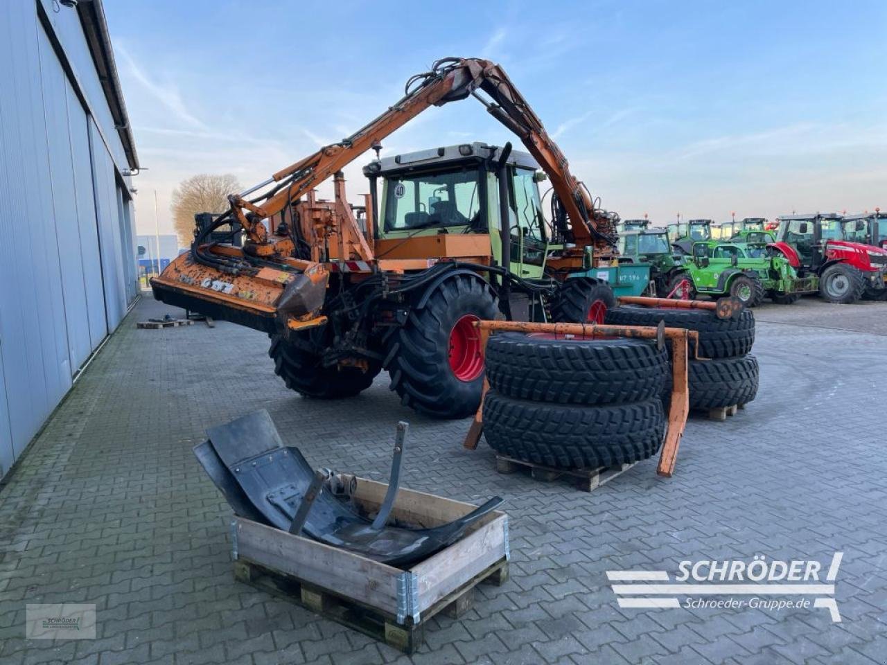 Traktor του τύπου Fendt XYLON 524, Gebrauchtmaschine σε Wildeshausen (Φωτογραφία 3)