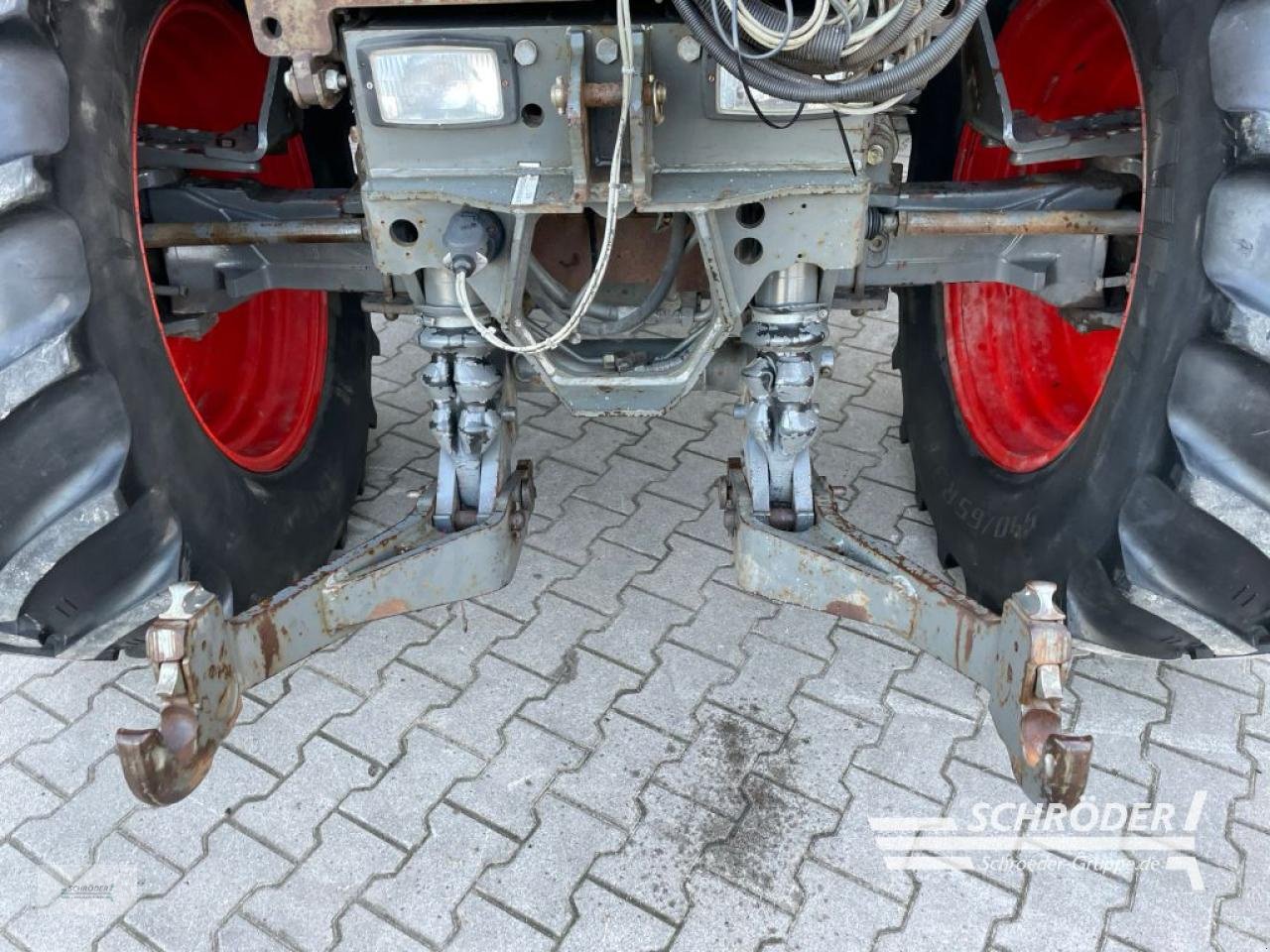 Traktor του τύπου Fendt XYLON 524, Gebrauchtmaschine σε Wildeshausen (Φωτογραφία 8)