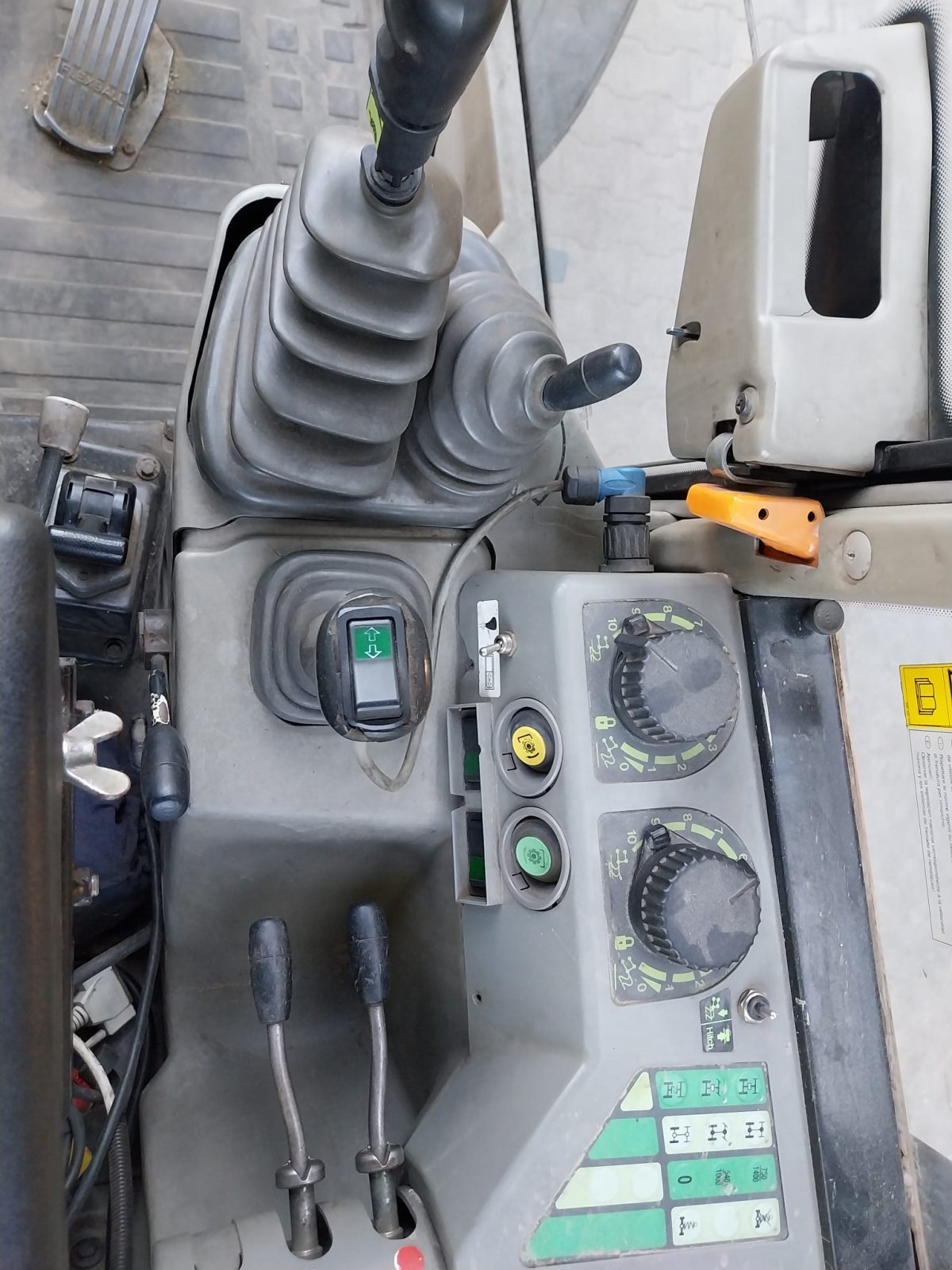 Traktor des Typs Fendt Xylon 524, Gebrauchtmaschine in Pfaffing (Bild 8)