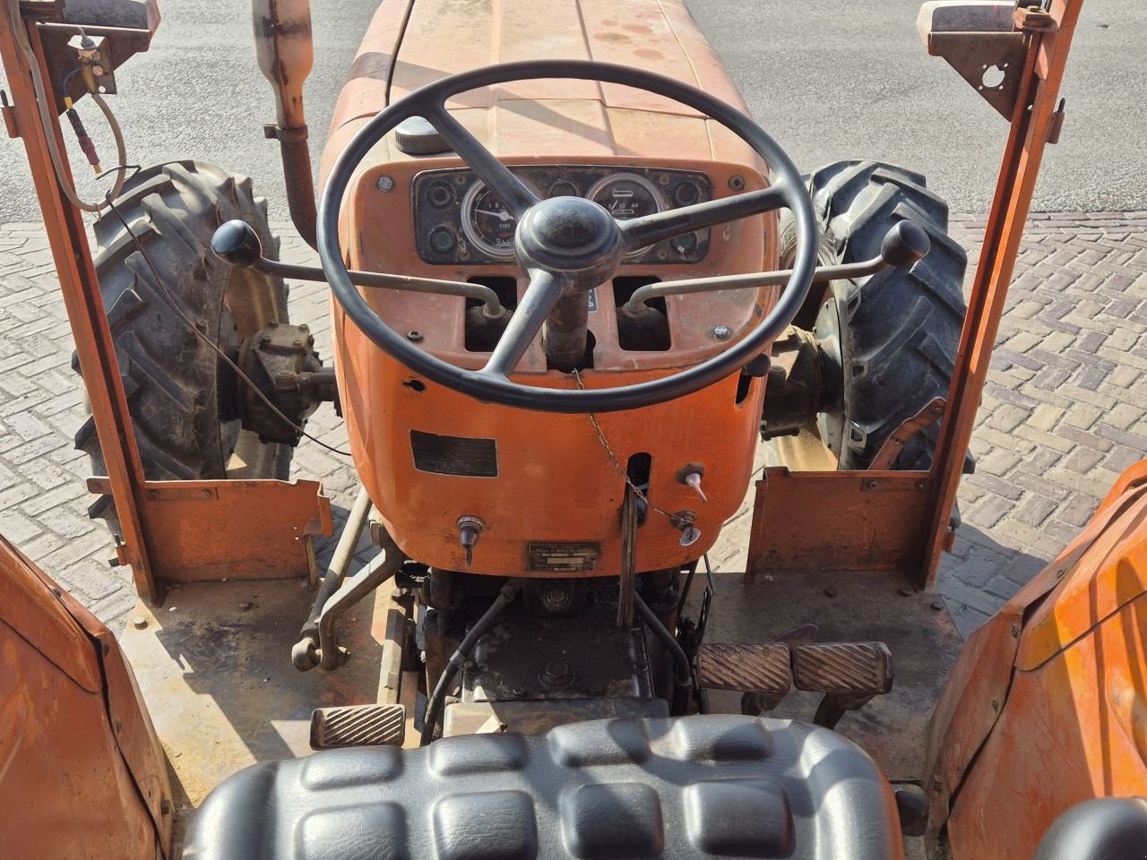 Traktor van het type Fiat 1000 TD, Gebrauchtmaschine in Weiteveen (Foto 4)