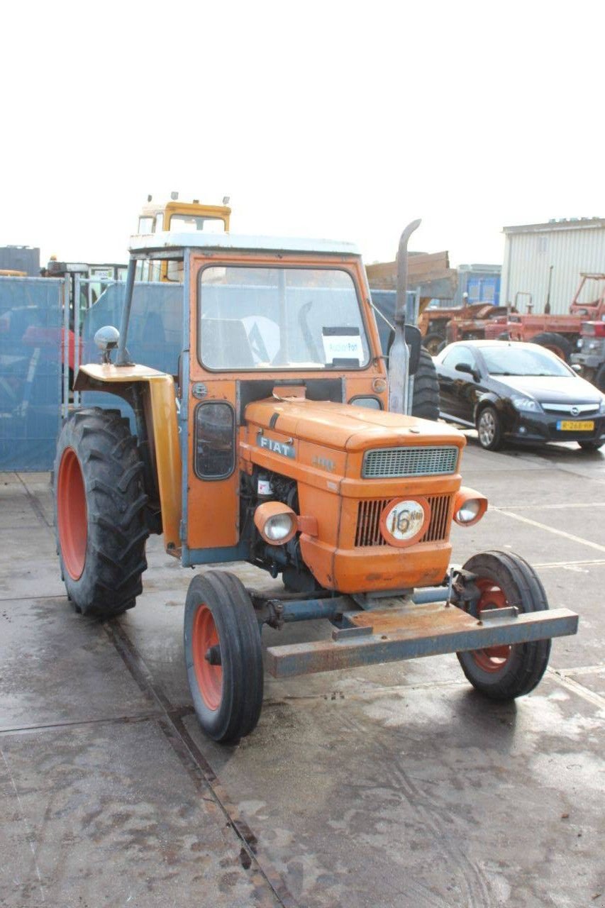Traktor of the type Fiat 400, Gebrauchtmaschine in Antwerpen (Picture 7)