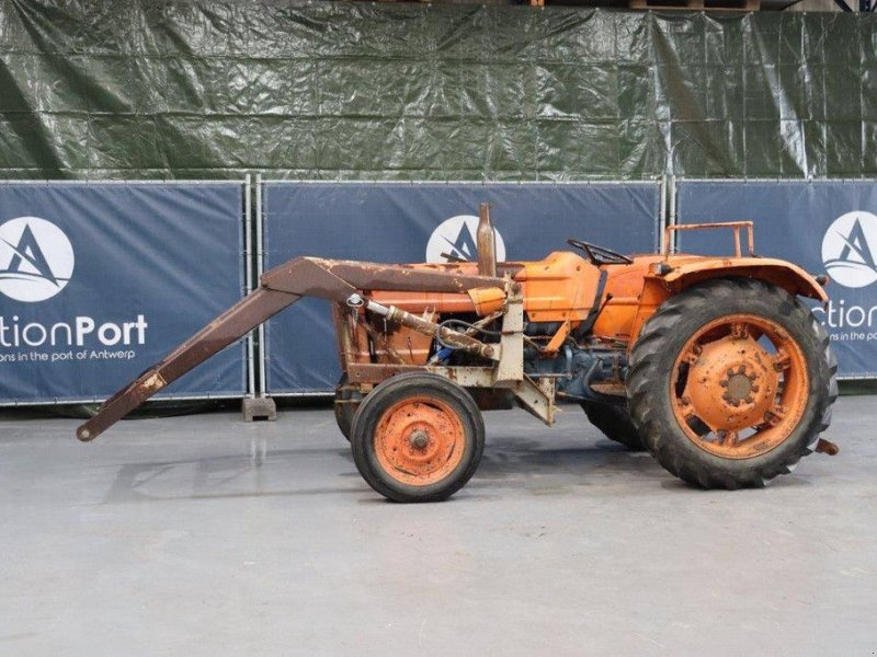 Traktor des Typs Fiat 450, Gebrauchtmaschine in Antwerpen (Bild 1)