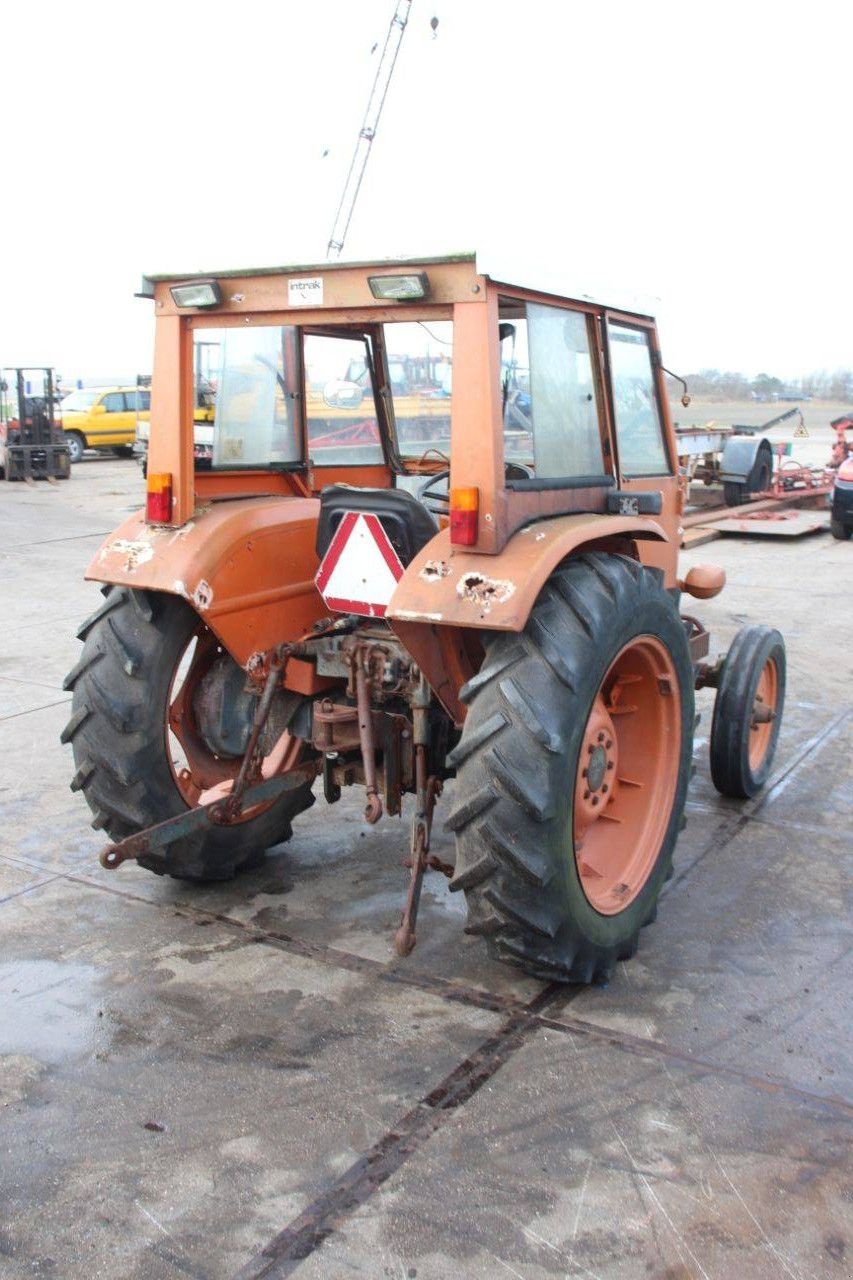 Traktor от тип Fiat 480, Gebrauchtmaschine в Antwerpen (Снимка 5)