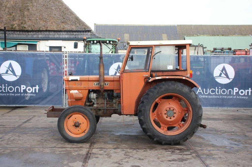 Traktor от тип Fiat 480, Gebrauchtmaschine в Antwerpen (Снимка 2)