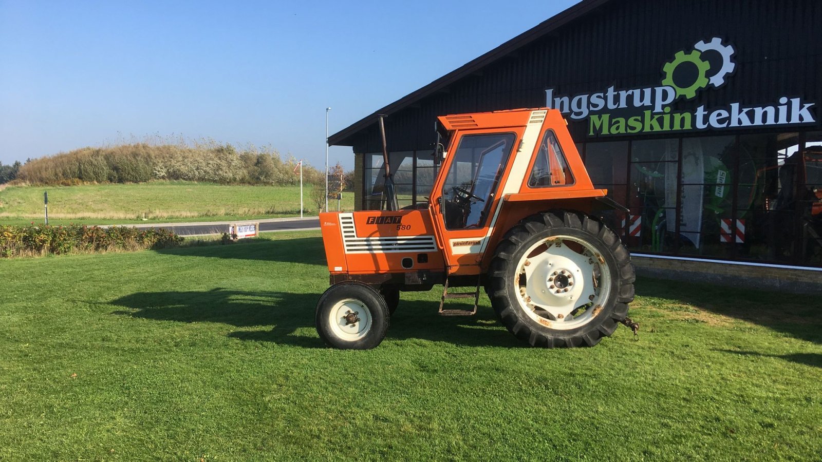 Traktor del tipo Fiat 580, Gebrauchtmaschine en Løkken (Imagen 2)