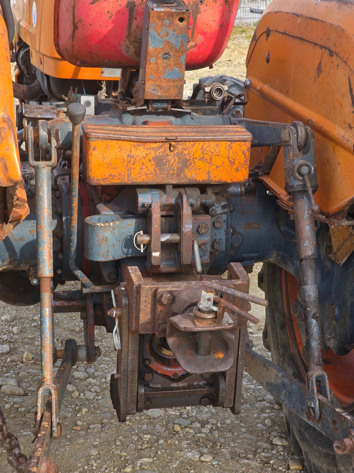 Traktor Türe ait Fiat 650 DT, Gebrauchtmaschine içinde Altfraunhofen  (resim 3)