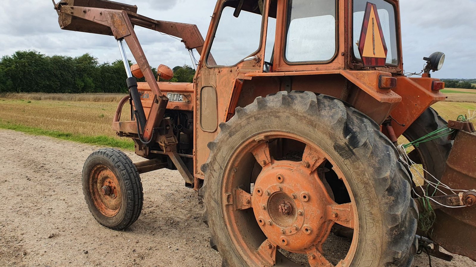 Traktor of the type Fiat 650 med frontlæsser, Gebrauchtmaschine in Skive (Picture 2)