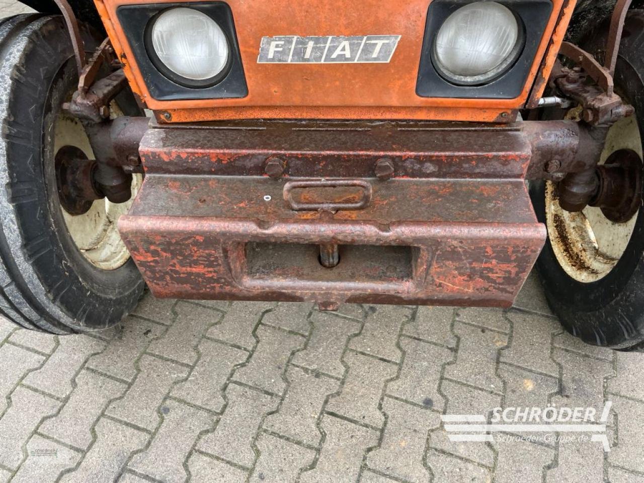 Traktor des Typs Fiat 680, Gebrauchtmaschine in Wildeshausen (Bild 8)