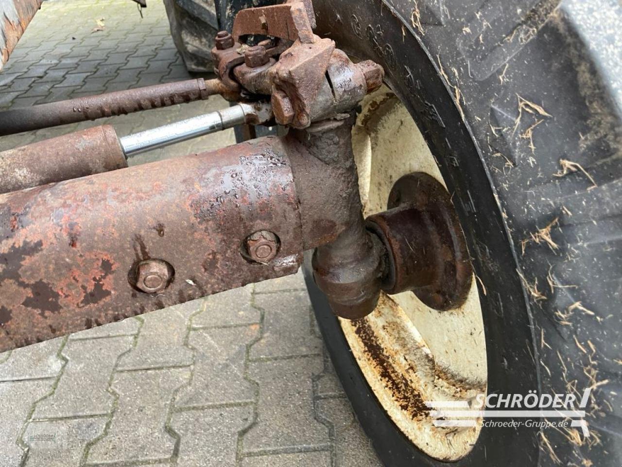 Traktor des Typs Fiat 680, Gebrauchtmaschine in Wildeshausen (Bild 9)