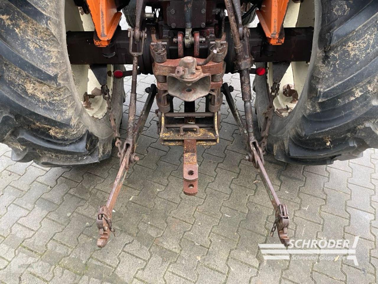 Traktor des Typs Fiat 680, Gebrauchtmaschine in Wildeshausen (Bild 18)