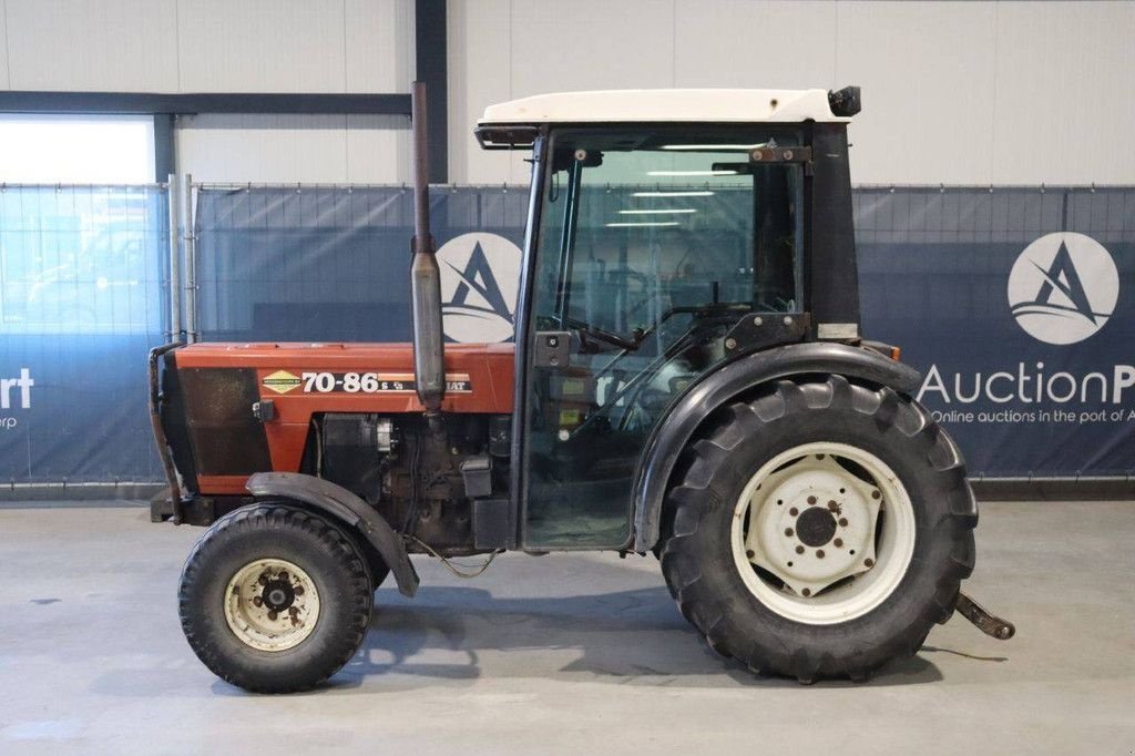 Traktor от тип Fiat 70-86V, Gebrauchtmaschine в Antwerpen (Снимка 2)