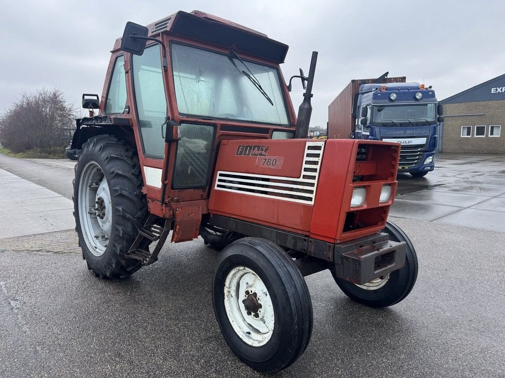 Traktor des Typs Fiat 780, Gebrauchtmaschine in Callantsoog (Bild 3)