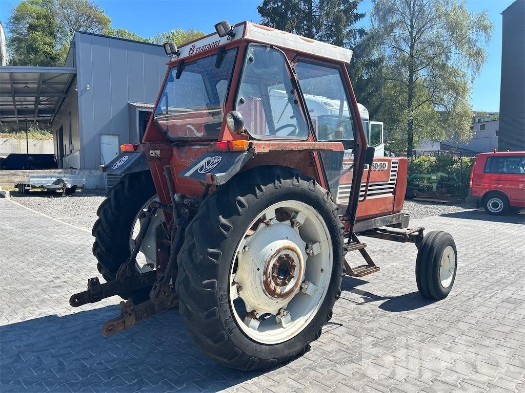 Traktor van het type Fiat 80-90, Gebrauchtmaschine in Düsseldorf (Foto 3)