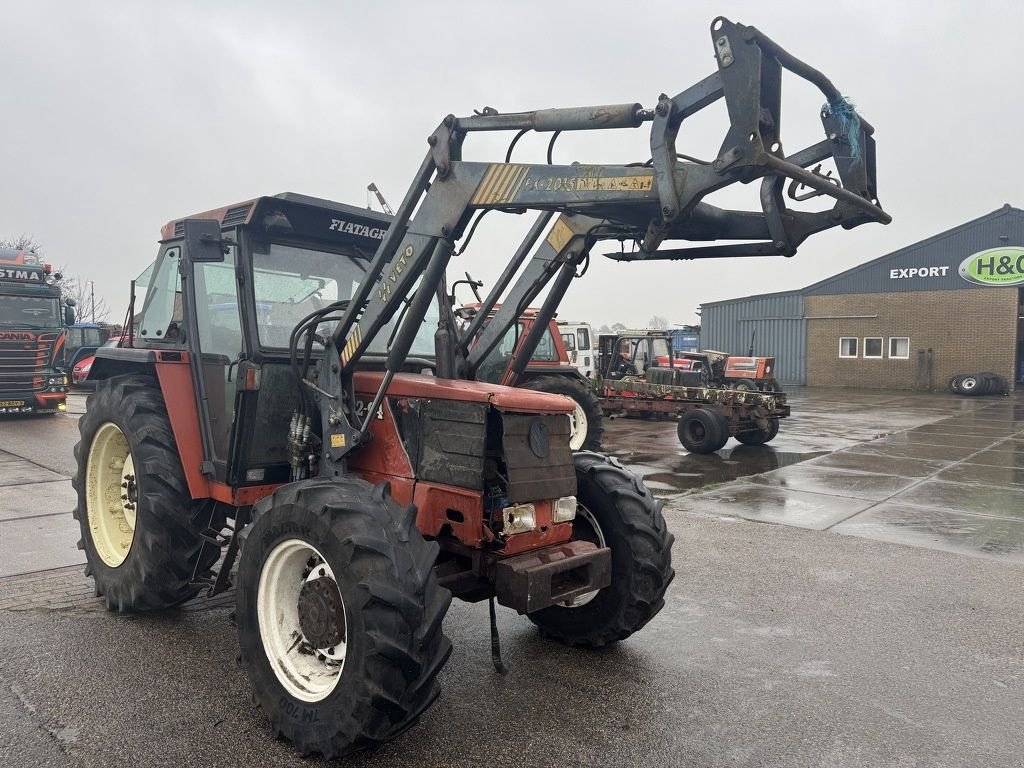 Traktor van het type Fiat 82-94 DT, Gebrauchtmaschine in Callantsoog (Foto 3)