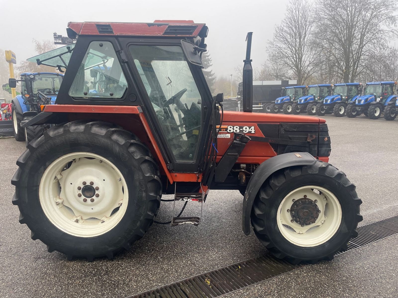 Traktor типа Fiat 88-94 DT, Gebrauchtmaschine в Burgkirchen (Фотография 6)